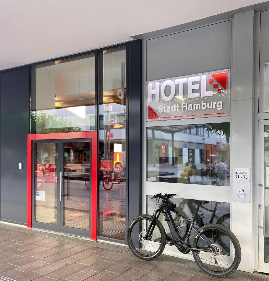 Hotel Stadt Hamburg Am Fluss Саарбрюккен Экстерьер фото