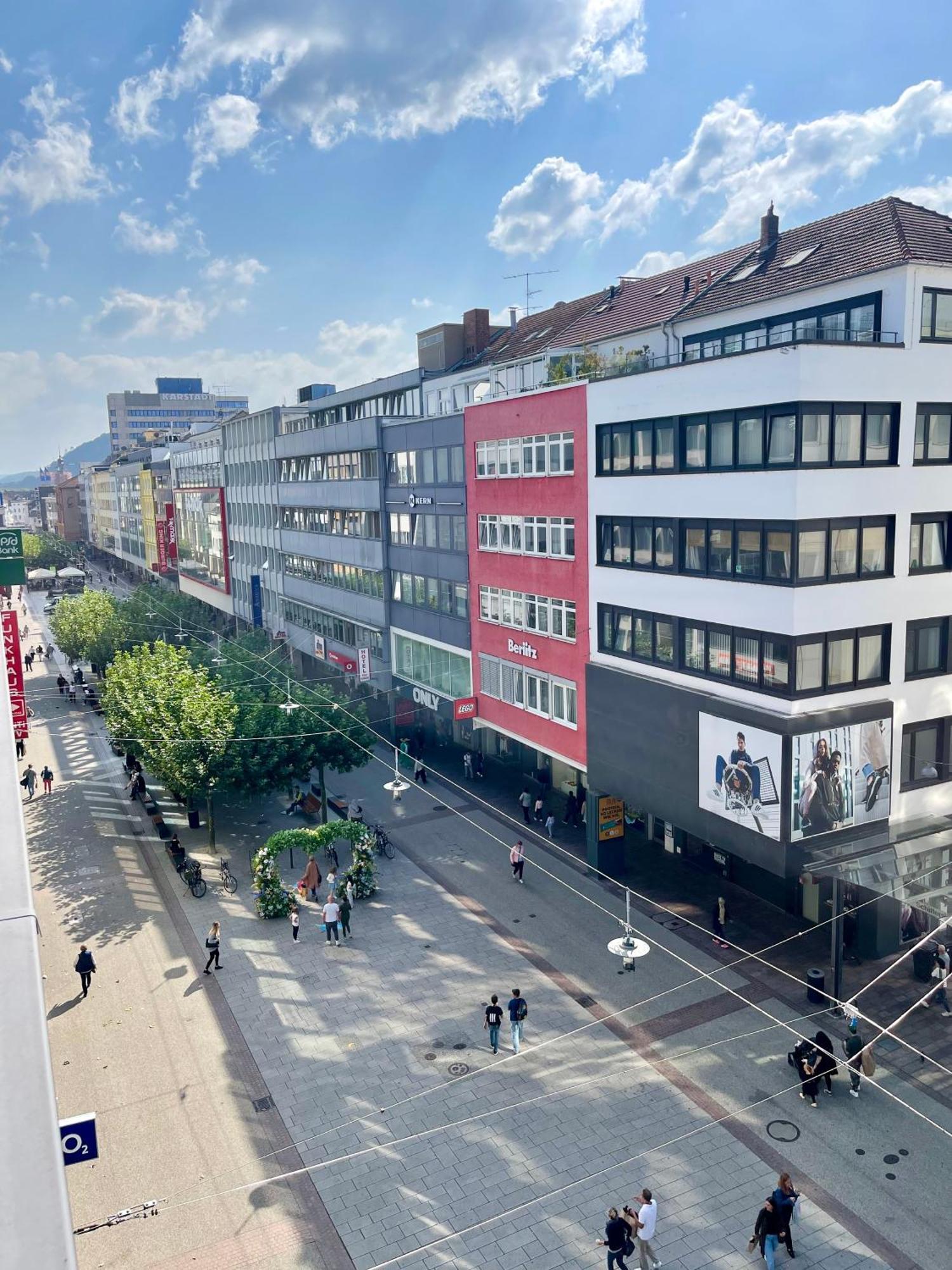 Hotel Stadt Hamburg Am Fluss Саарбрюккен Экстерьер фото